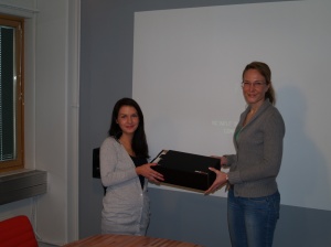 Ira Vihma Presented with NikeiD Runners by Pia Silvo Nike Retail Brand Manager